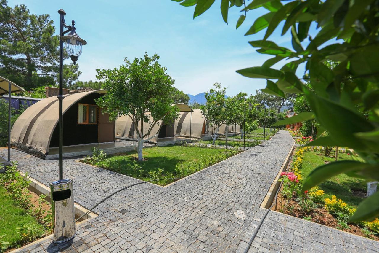 Merry Bungalow & Tent Cirali Exterior photo